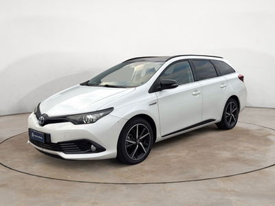 Toyota Auris Station Wagon 1.8 Hybrid Style del 2017 usata a Terni