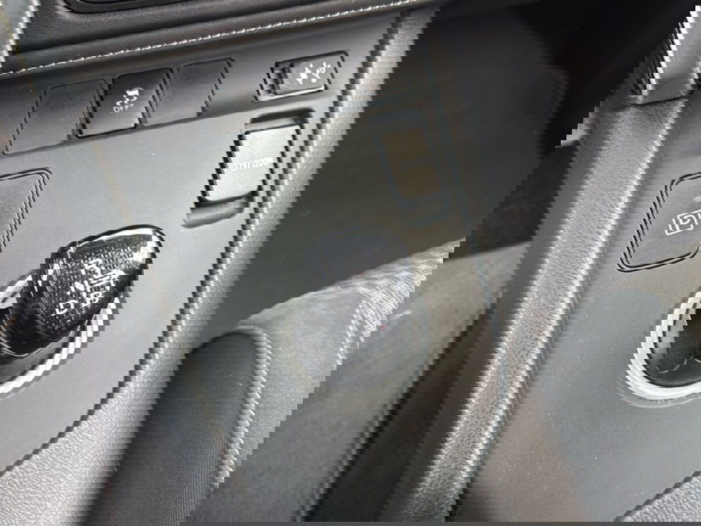 Toyota Auris Station Wagon usata a Terni (12)