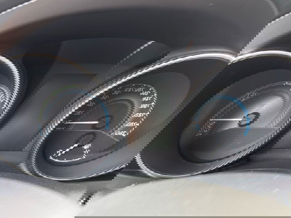 Toyota Auris Station Wagon usata a Terni (15)