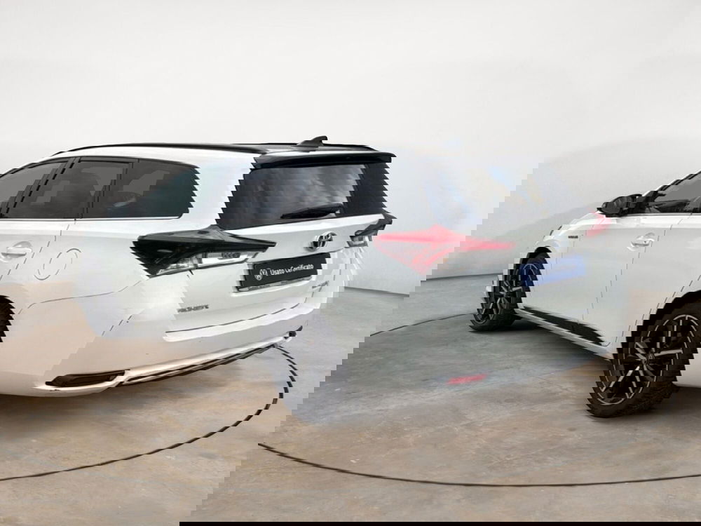 Toyota Auris Station Wagon usata a Terni (4)