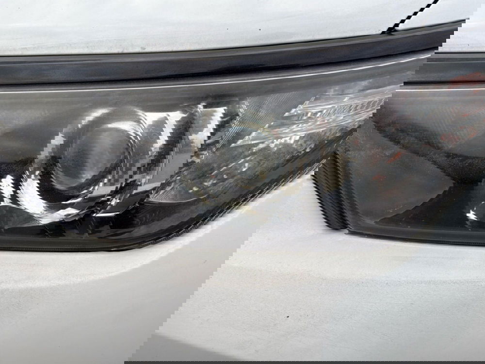 Toyota Auris Station Wagon usata a Terni (7)