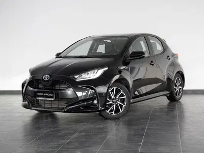 Toyota Yaris Cross 1.5h GR Sport Black Sky fwd 116cv e-cvt del 2022 usata a San Severo