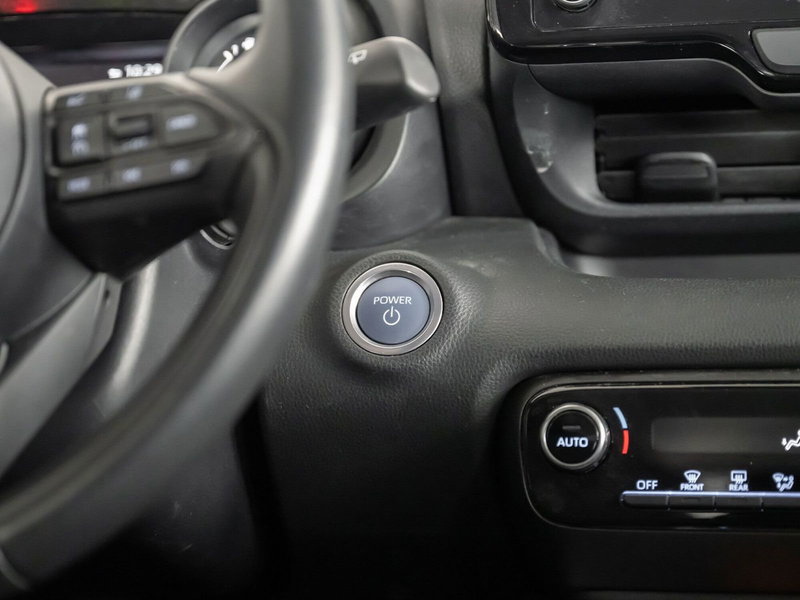 Toyota Yaris Cross usata a Foggia (19)