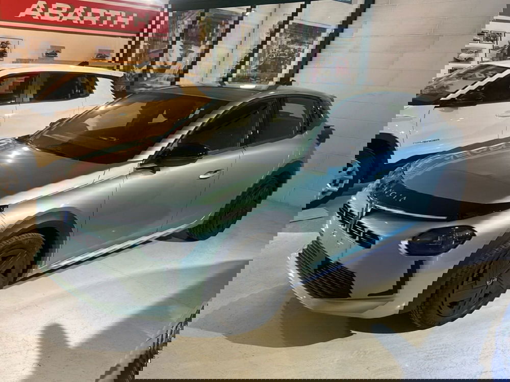 Lancia Ypsilon nuova a Bergamo (3)