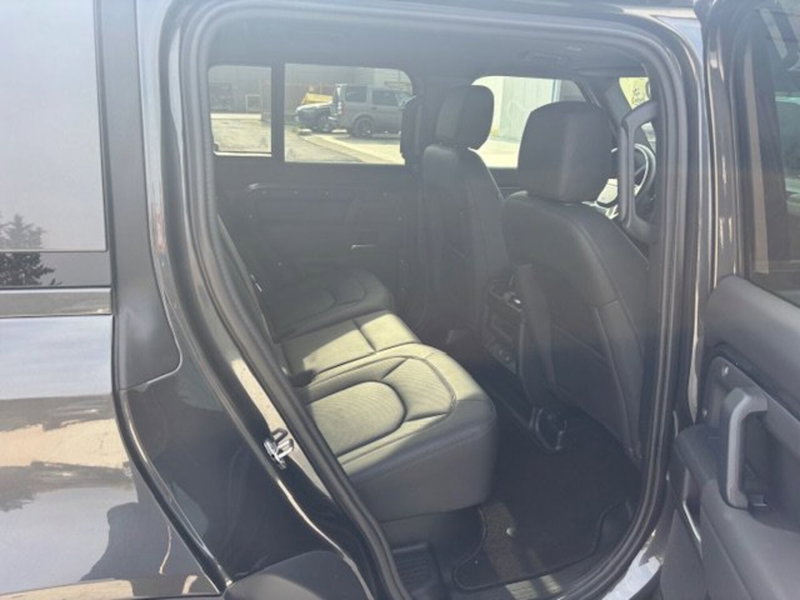 Land Rover Defender usata a Pesaro-Urbino (5)