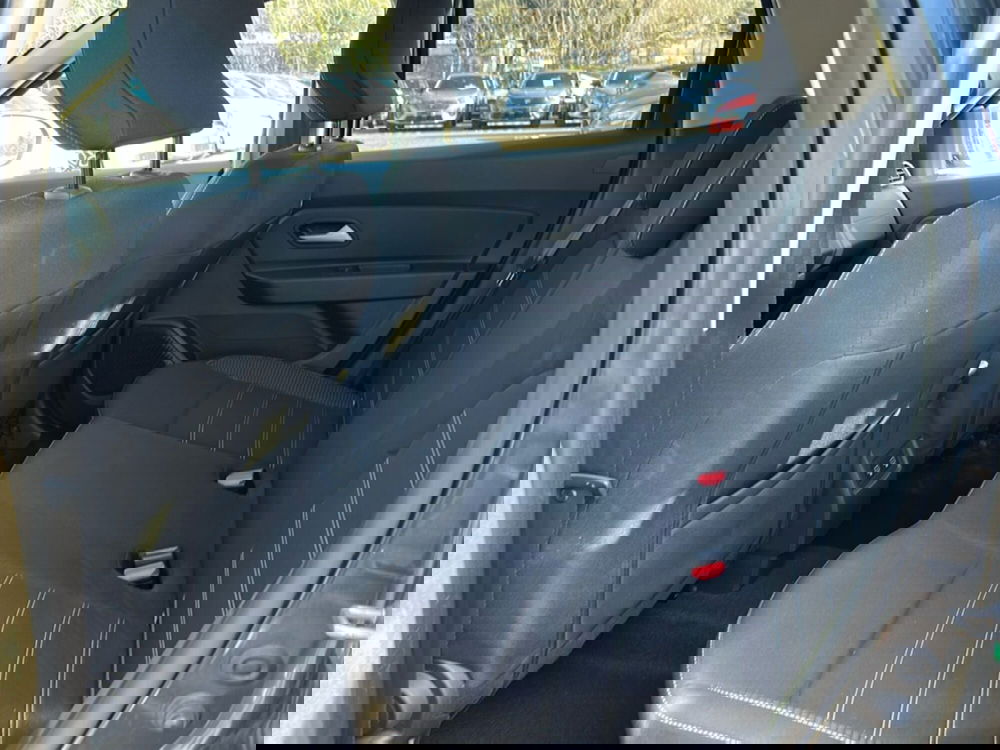 Dacia Duster usata a Latina (12)