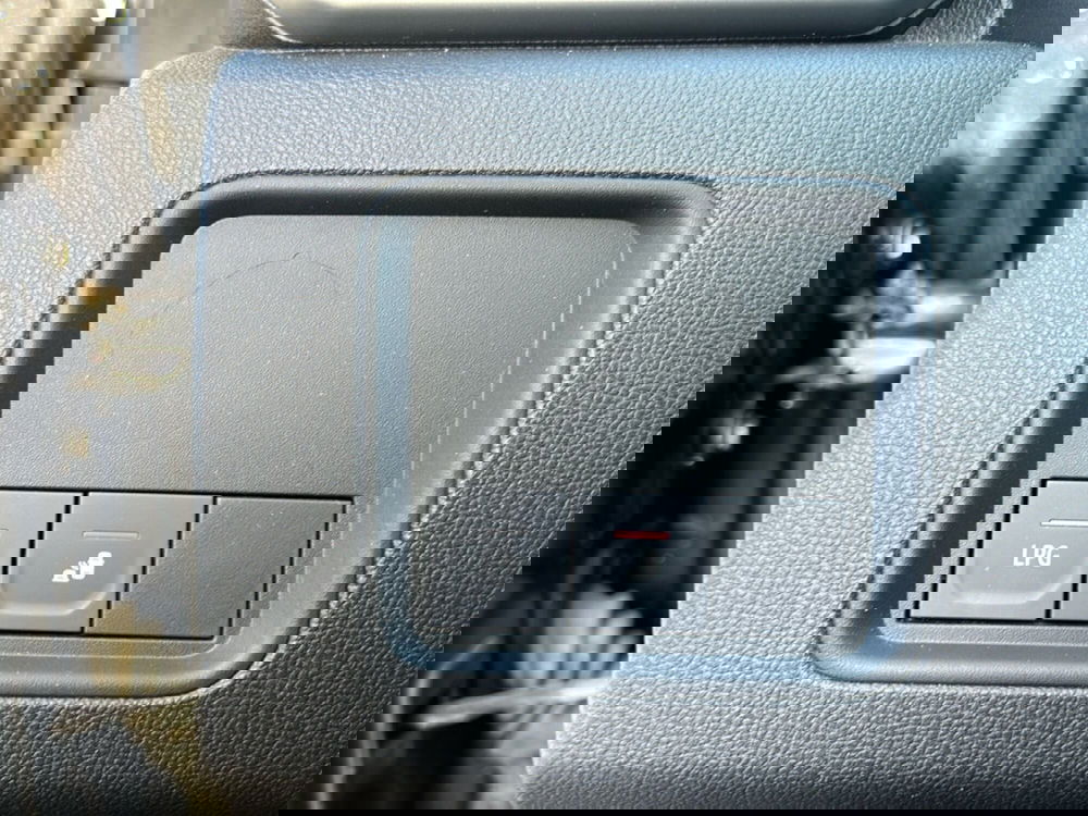 Dacia Duster usata a Latina (14)