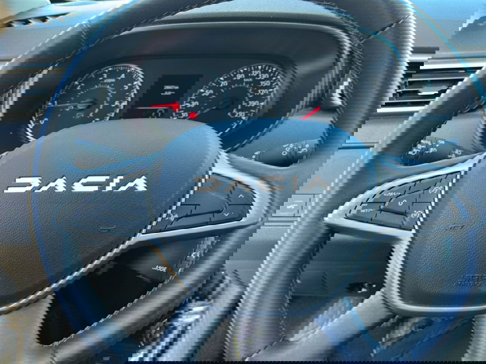 Dacia Duster usata a Latina (15)