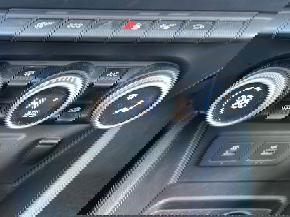 Dacia Duster usata a Latina (18)