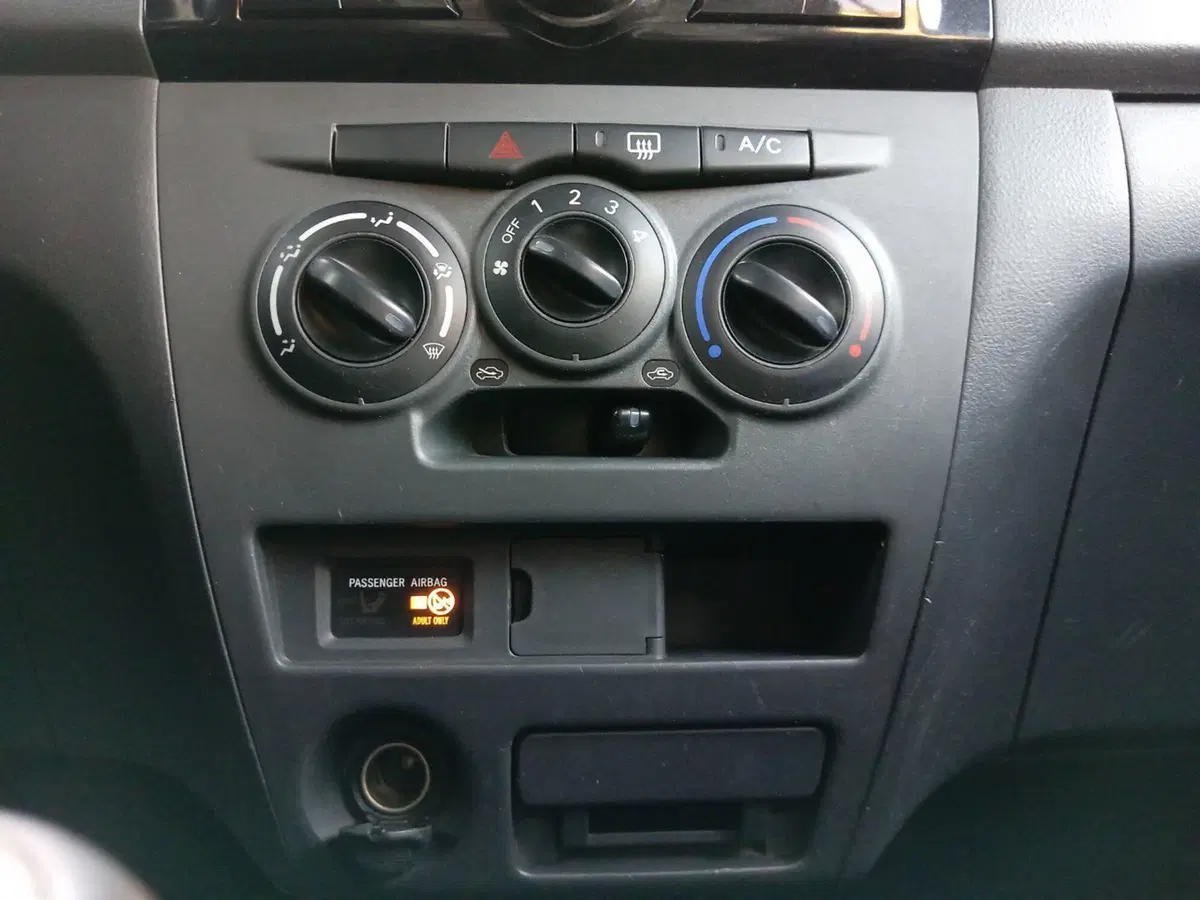 Daihatsu Materia usata a L'Aquila (11)