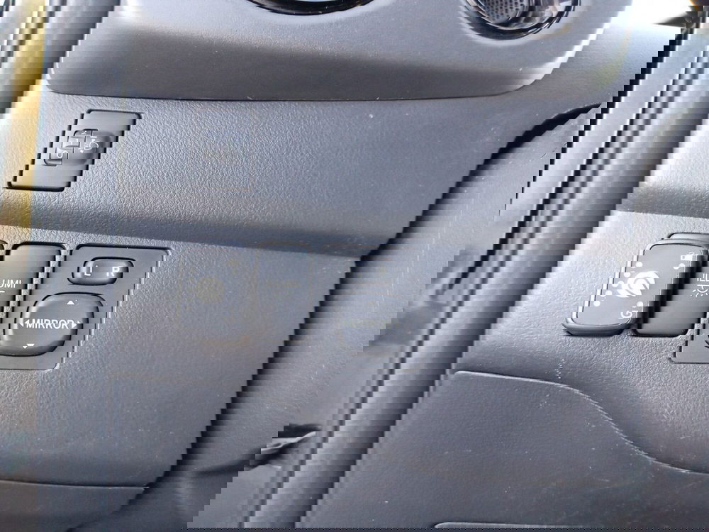 Daihatsu Materia usata a L'Aquila (15)