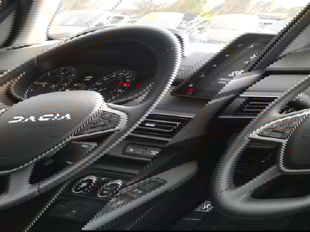 Dacia Sandero usata a Latina (13)