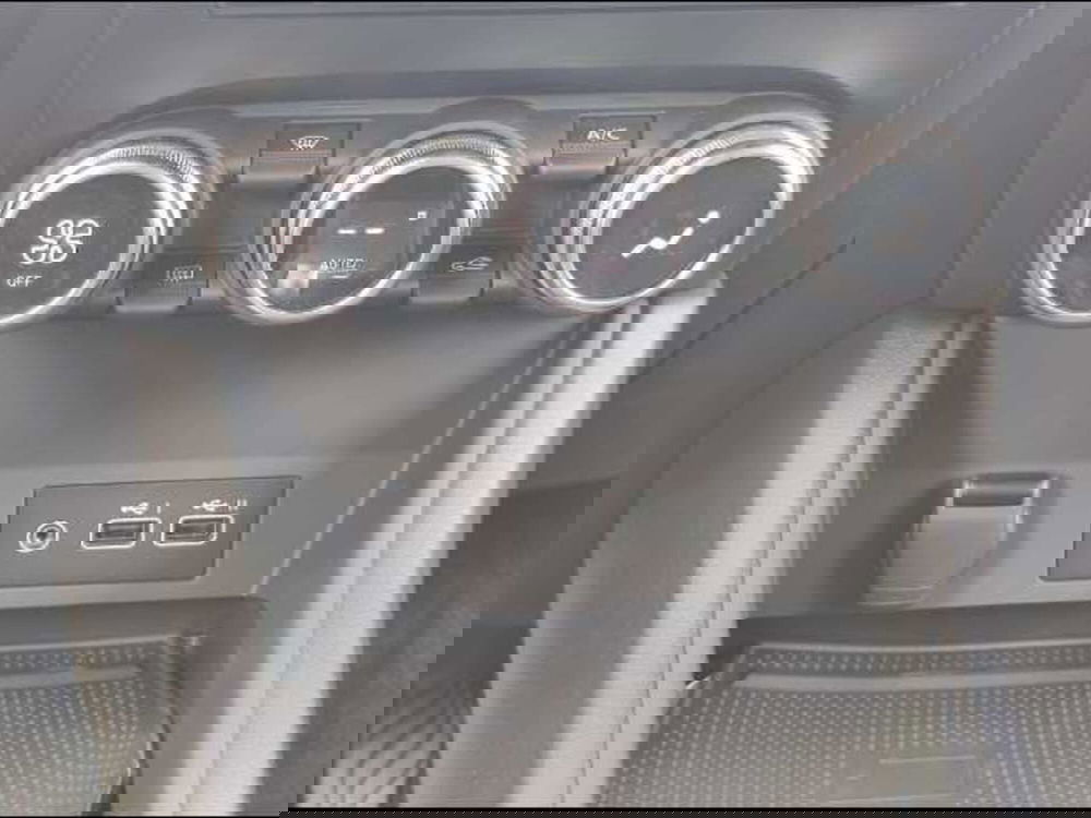 Renault Captur usata a Latina (17)