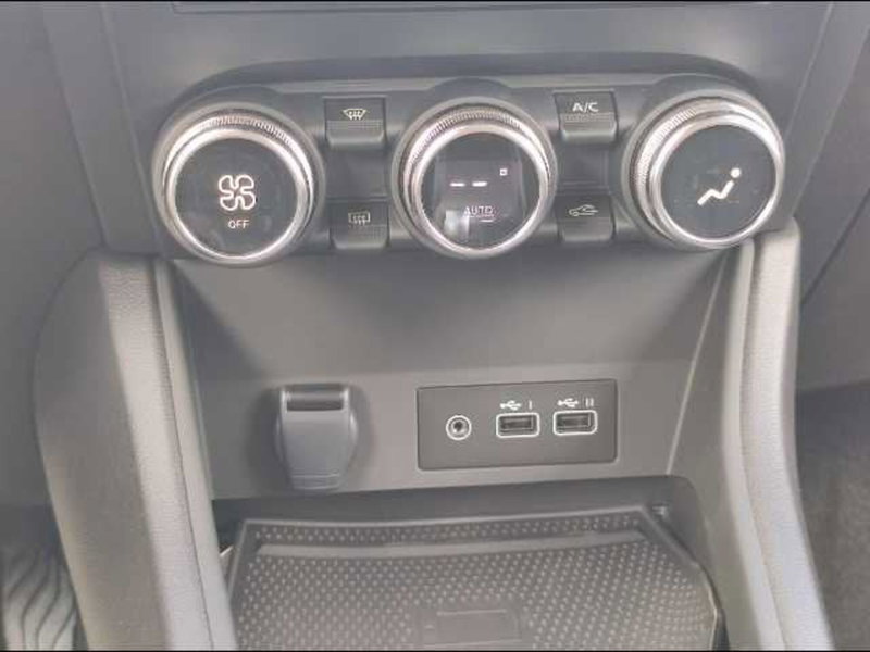 Renault Captur usata a Latina (17)