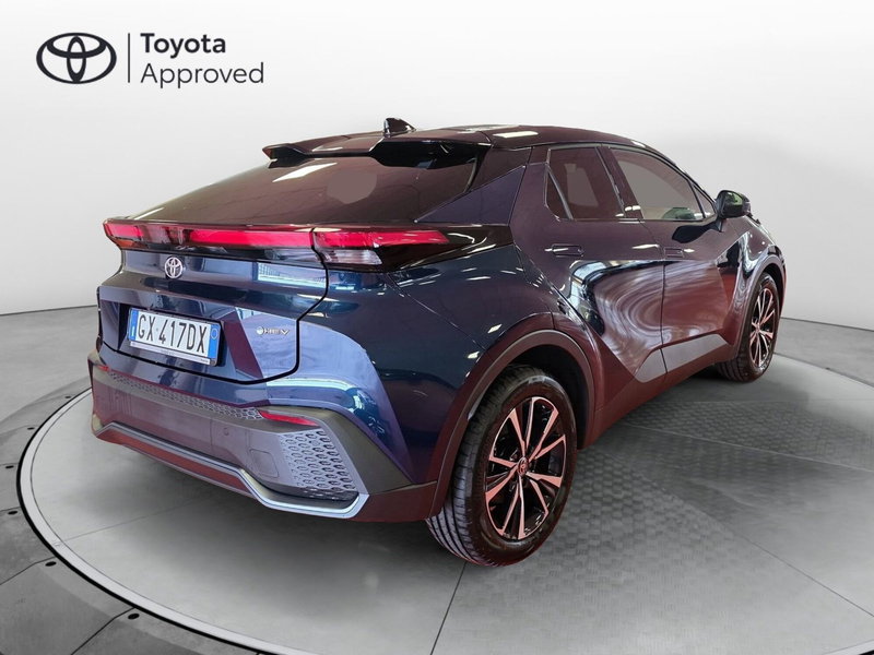 Toyota Toyota C-HR nuova a Messina (4)