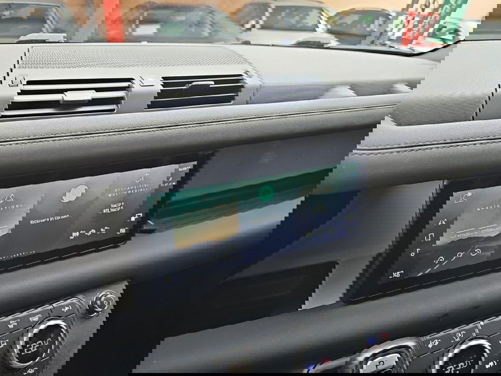 Land Rover Defender usata a Lecco (12)