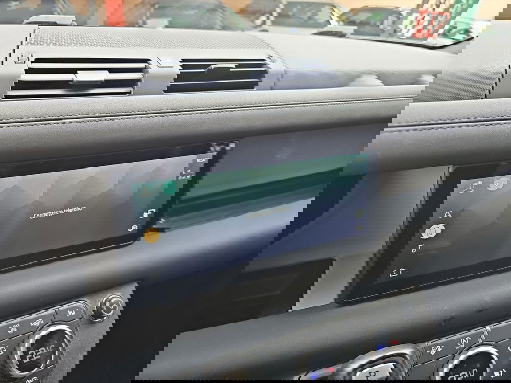 Land Rover Defender usata a Lecco (17)