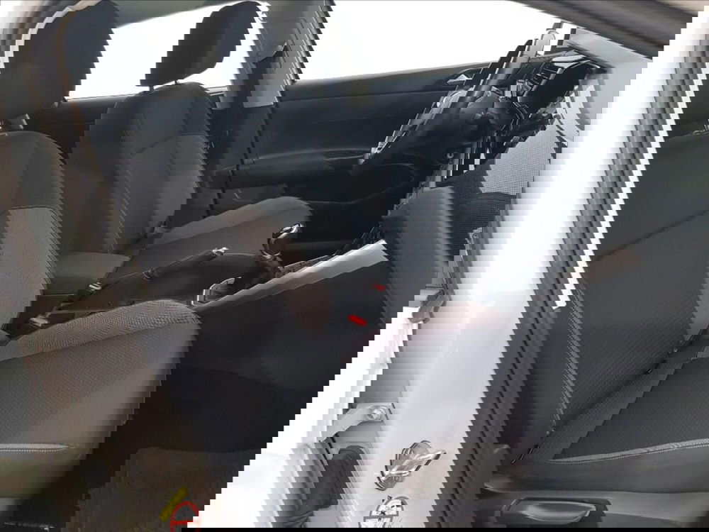 Volkswagen Taigo usata a Lucca (11)