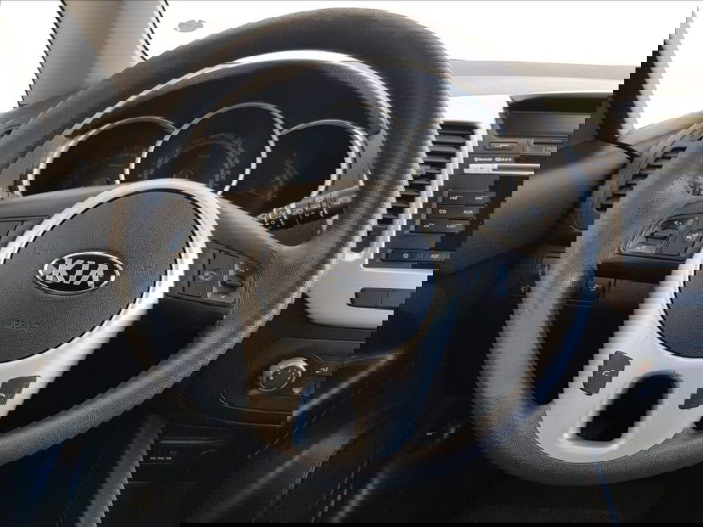 Kia Venga usata a Lucca (14)