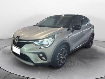 Renault Captur Plug-in Hybrid E-Tech 160 CV Intens del 2022 usata a Torino