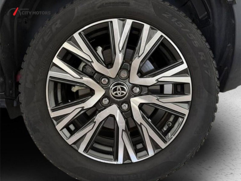 Toyota Yaris Cross usata a Monza e Brianza (15)