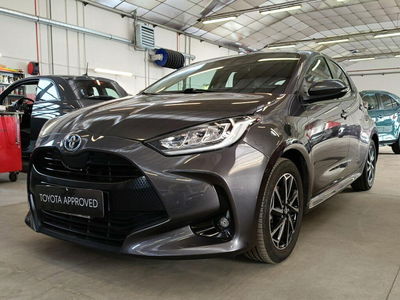 Toyota Yaris Cross 1.5h GR Sport Black Sky fwd 116cv e-cvt del 2022 usata a Monza