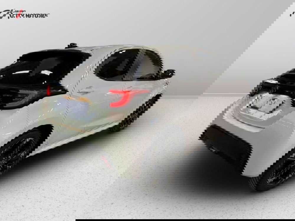 Toyota Yaris Cross nuova a Monza e Brianza (6)