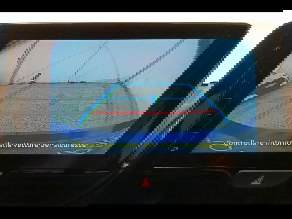 Toyota Yaris Cross nuova a Monza e Brianza (13)