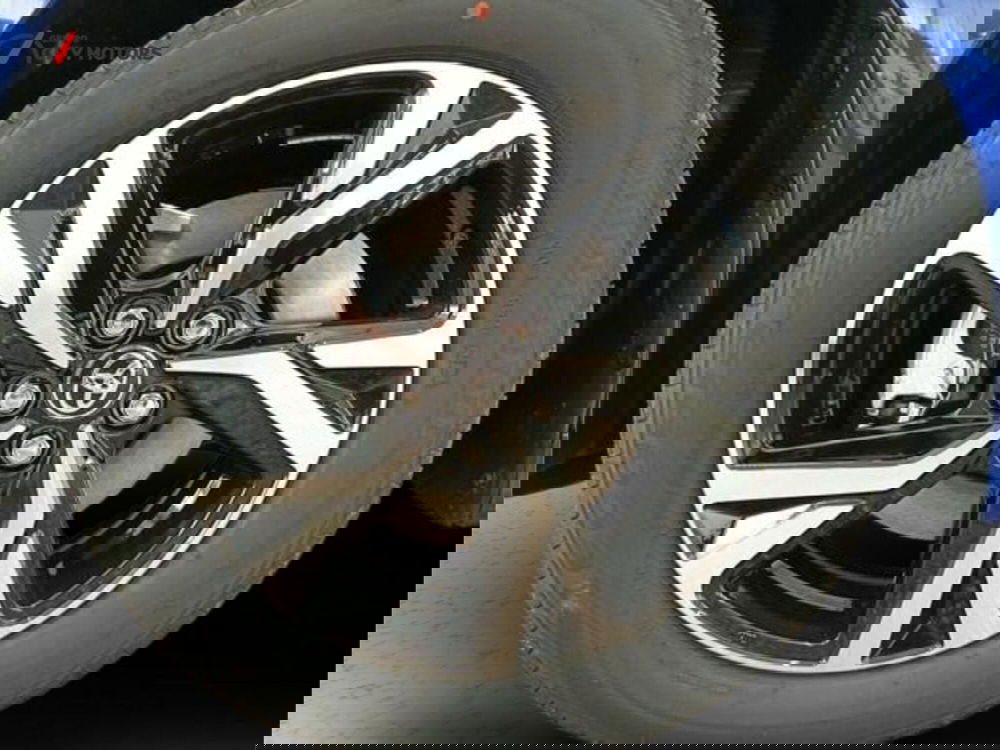 Toyota Yaris Cross nuova a Monza e Brianza (14)