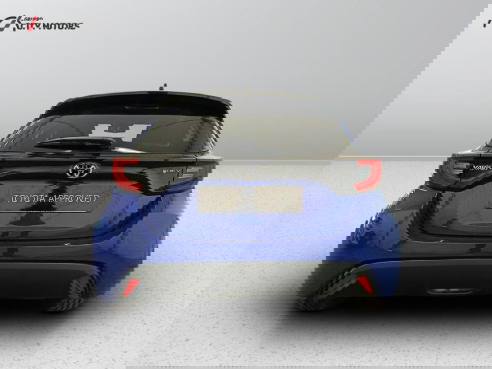 Toyota Yaris Cross nuova a Monza e Brianza (5)