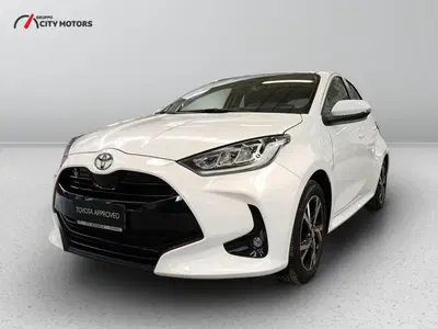 Toyota Yaris Cross 1.5h GR Sport Black Sky fwd 116cv e-cvt nuova a Monza