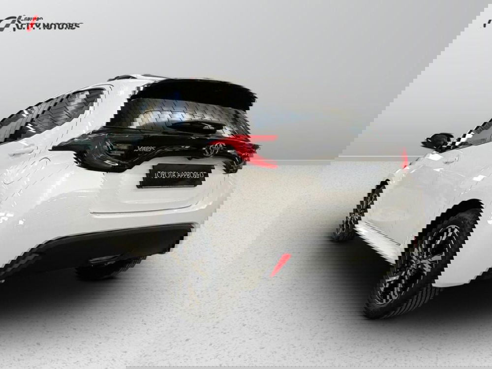 Toyota Yaris Cross nuova a Monza e Brianza (4)