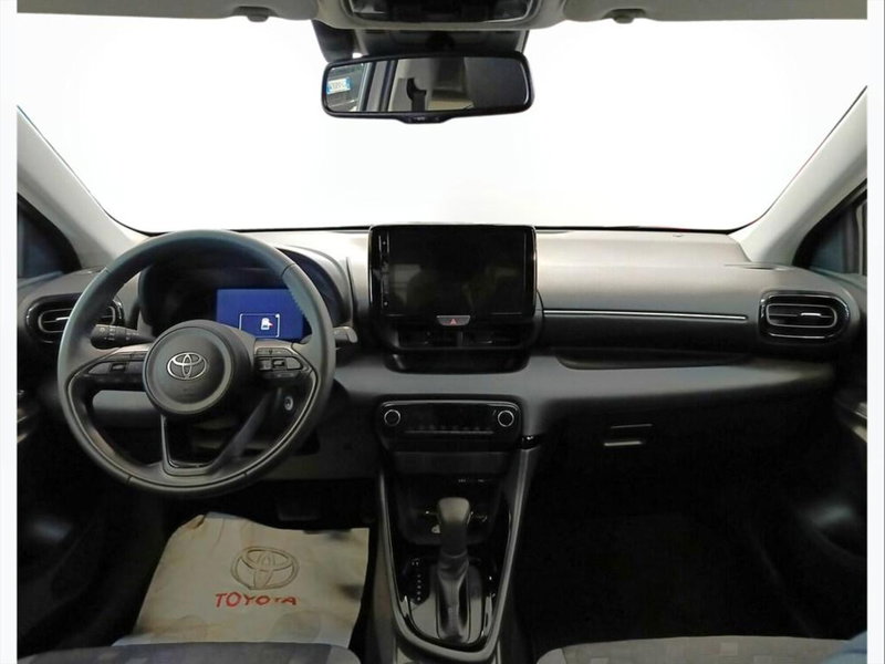 Toyota Yaris Cross nuova a Monza e Brianza (8)
