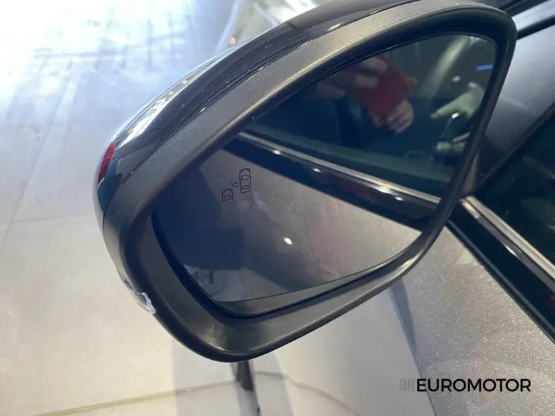 Peugeot 2008 usata a Bari (13)
