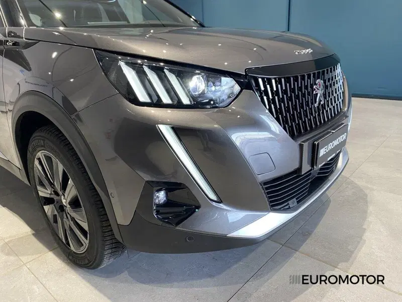 Peugeot 2008 usata a Bari (4)