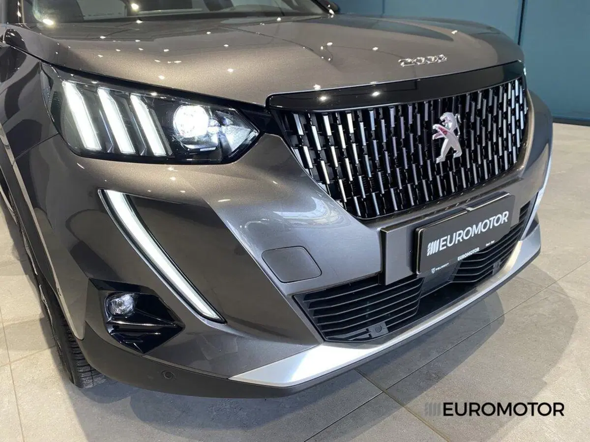 Peugeot 2008 usata a Bari (5)