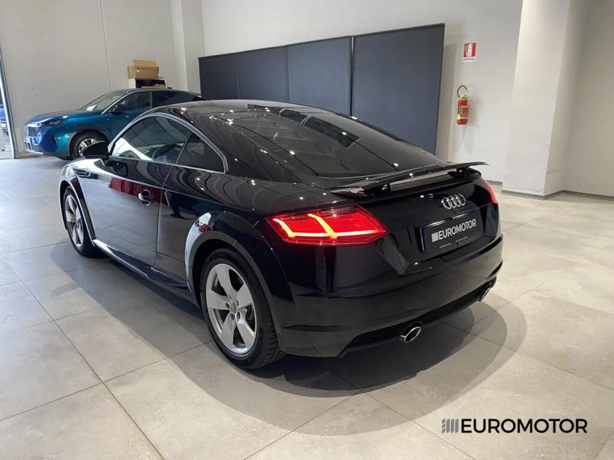 Audi TT Coupé usata a Bari (14)