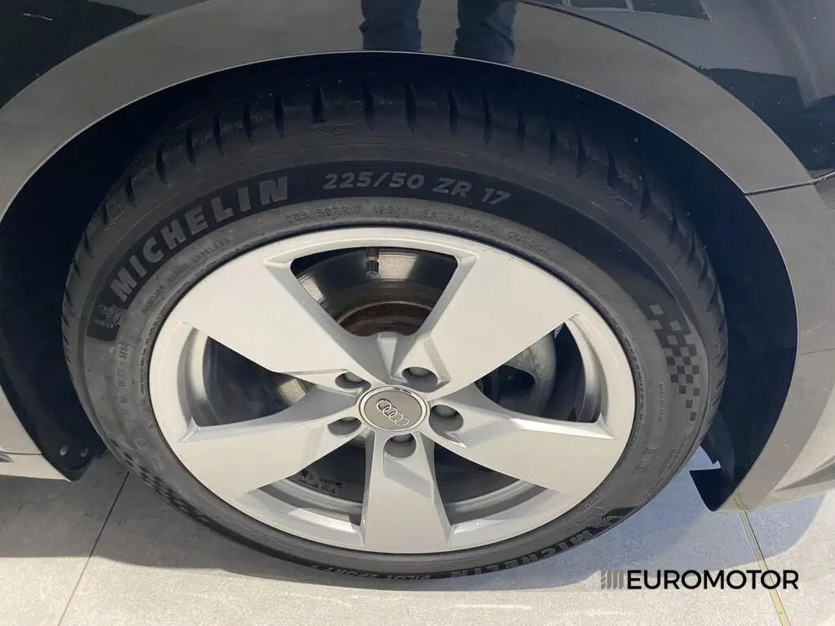 Audi TT Coupé usata a Bari (6)
