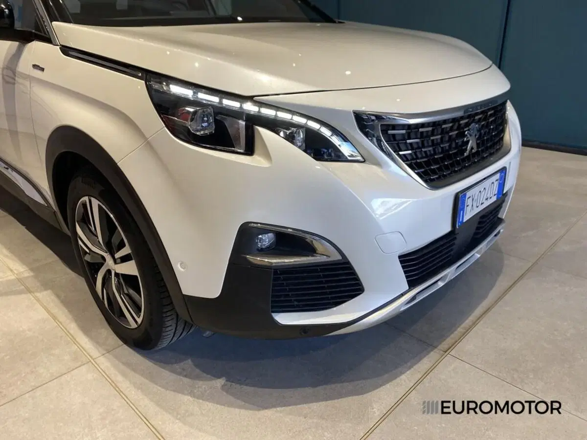 Peugeot 3008 usata a Bari (4)