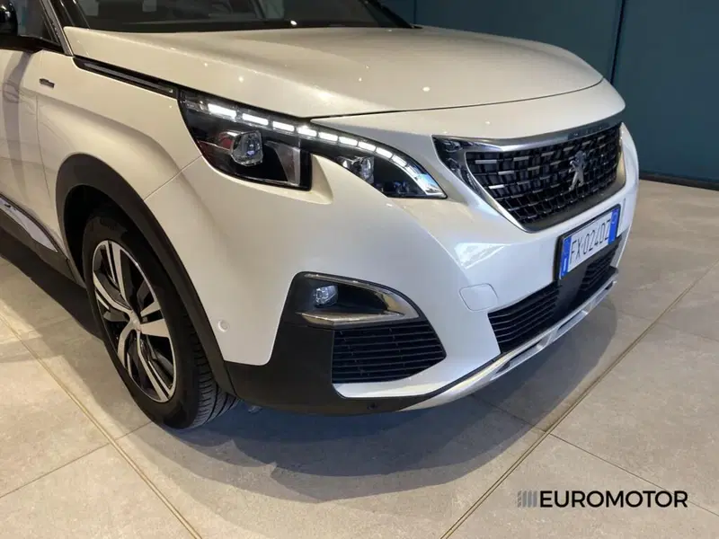Peugeot 3008 usata a Bari (4)