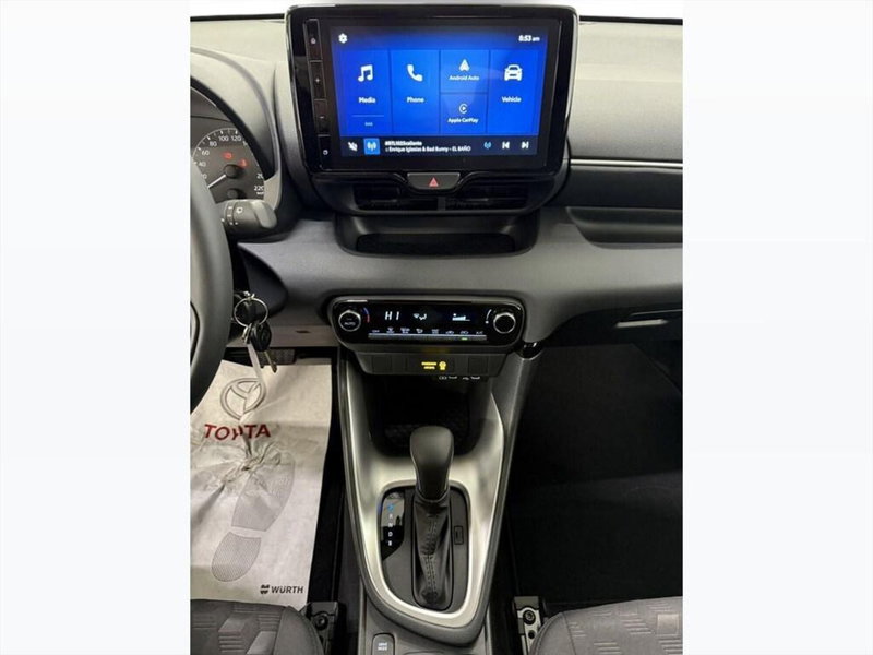 Toyota Yaris Cross nuova a Monza e Brianza (12)