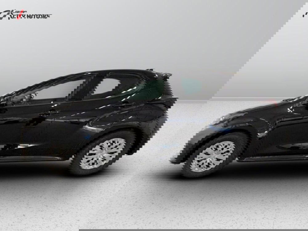 Toyota Yaris Cross nuova a Monza e Brianza (3)