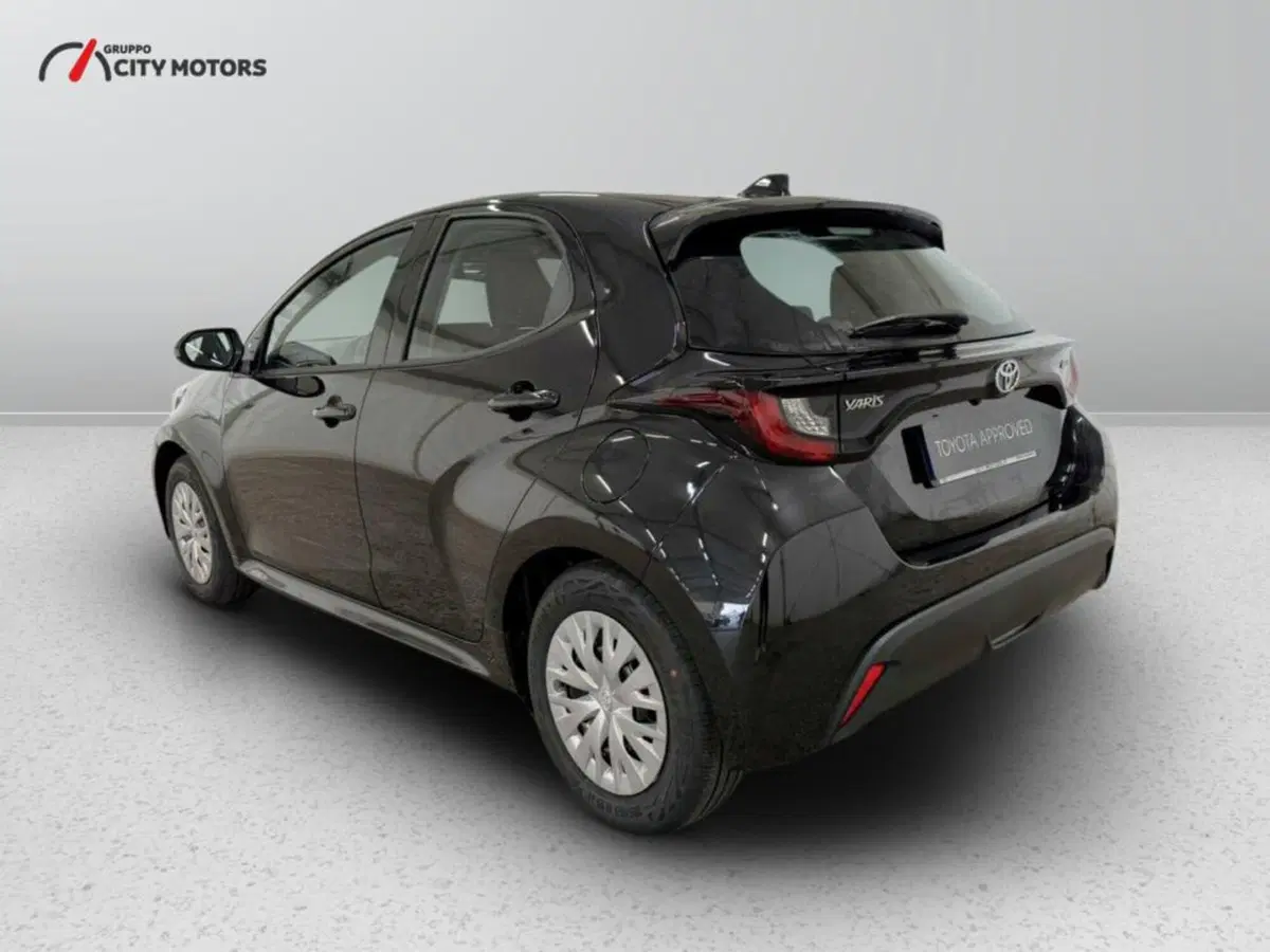 Toyota Yaris Cross nuova a Monza e Brianza (4)