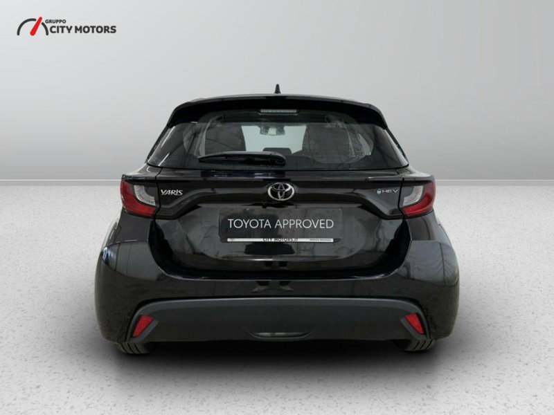 Toyota Yaris Cross nuova a Monza e Brianza (5)