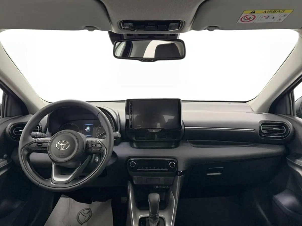 Toyota Yaris Cross nuova a Monza e Brianza (7)