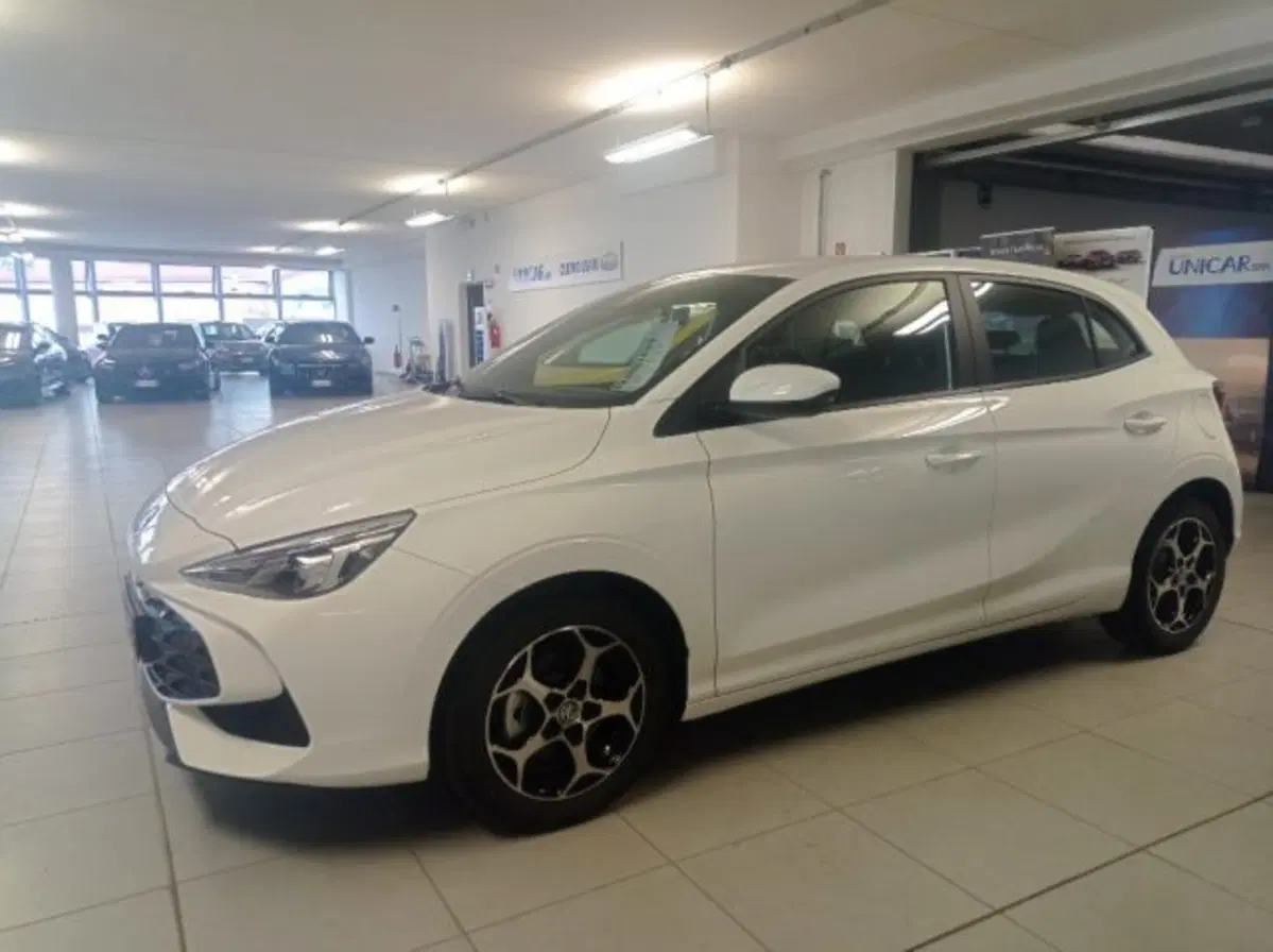 Mg MG3 nuova a Cuneo (4)
