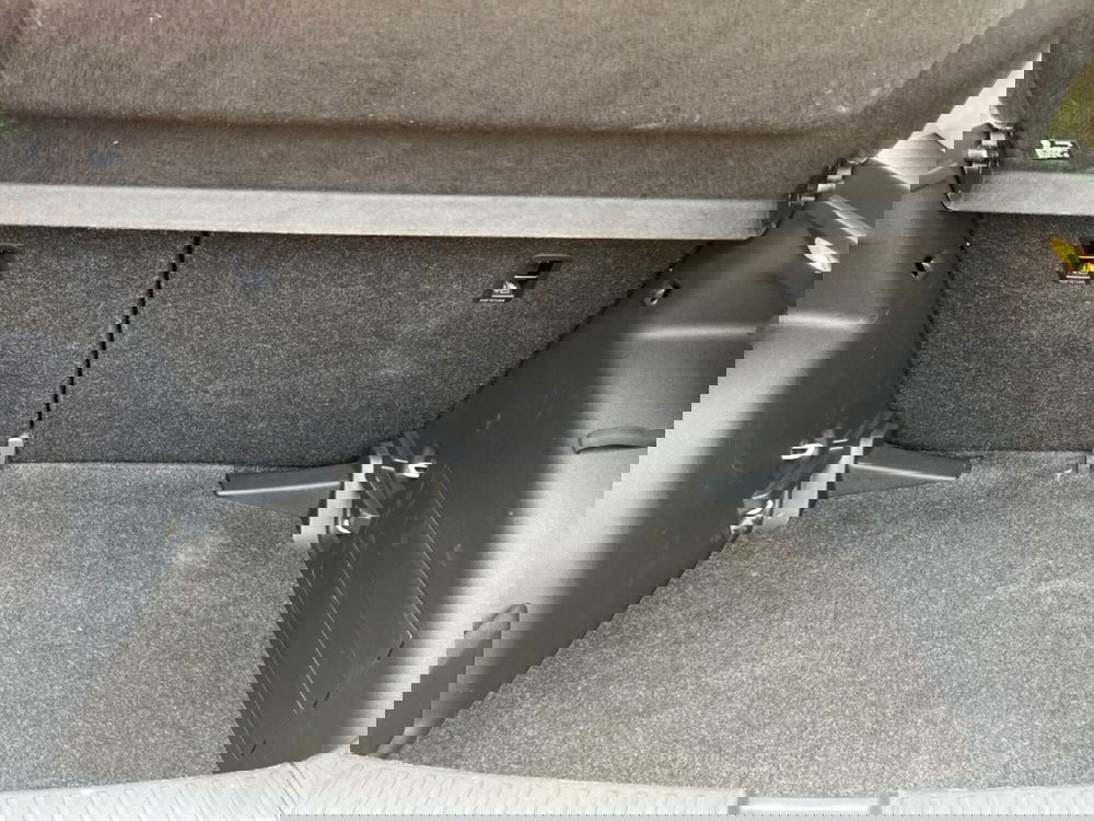 Skoda Fabia usata a Verona (12)