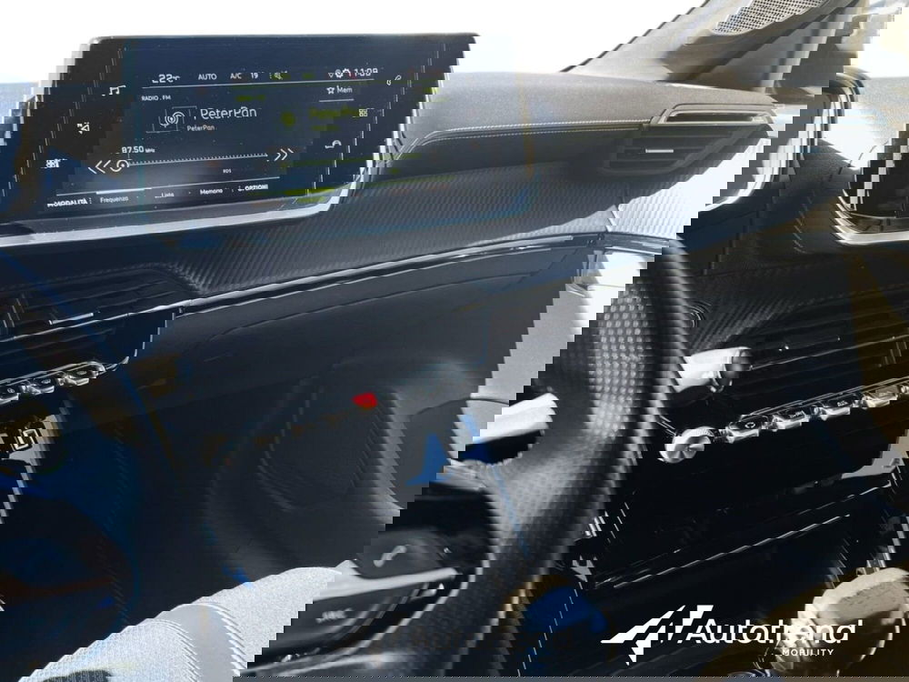 Peugeot 208 usata a Bari (8)