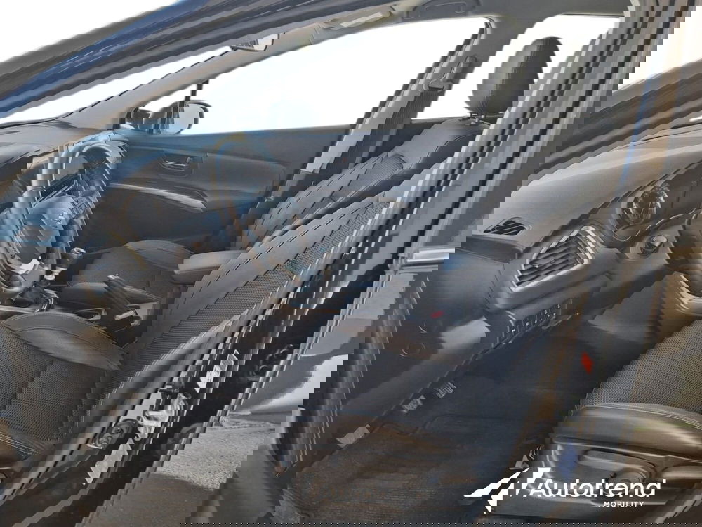 Suzuki S-Cross usata a Bari (6)