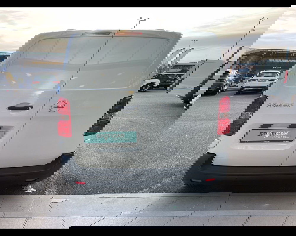 Opel Vivaro Furgone usata a Treviso (12)